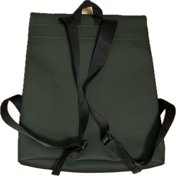 Rains MSN Backpack in green BRAND NEW - Picture 6 of 7